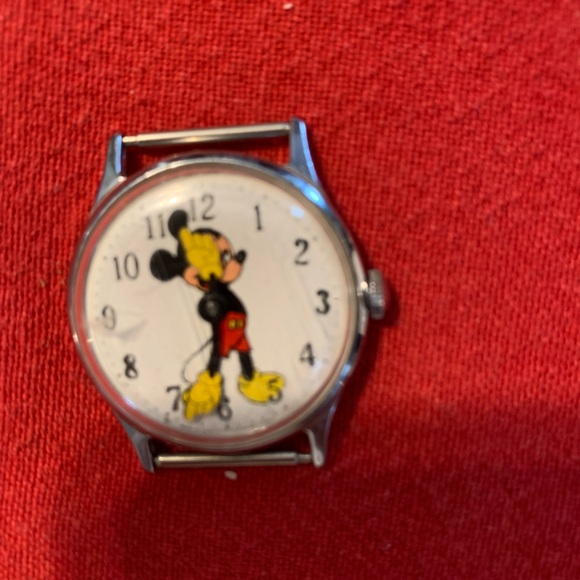 Disney Mickey Mouse Watch - Picture 1 of 4